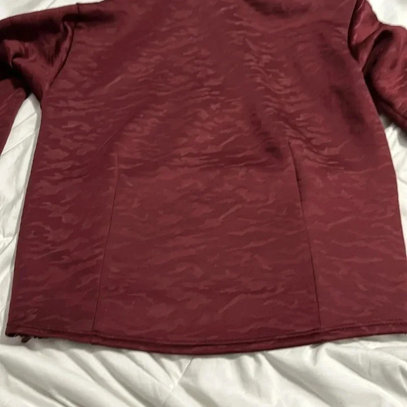 Fabletics burgundy cano cowl hoodie sweatshirt oversized size small - Picture 6 of 6